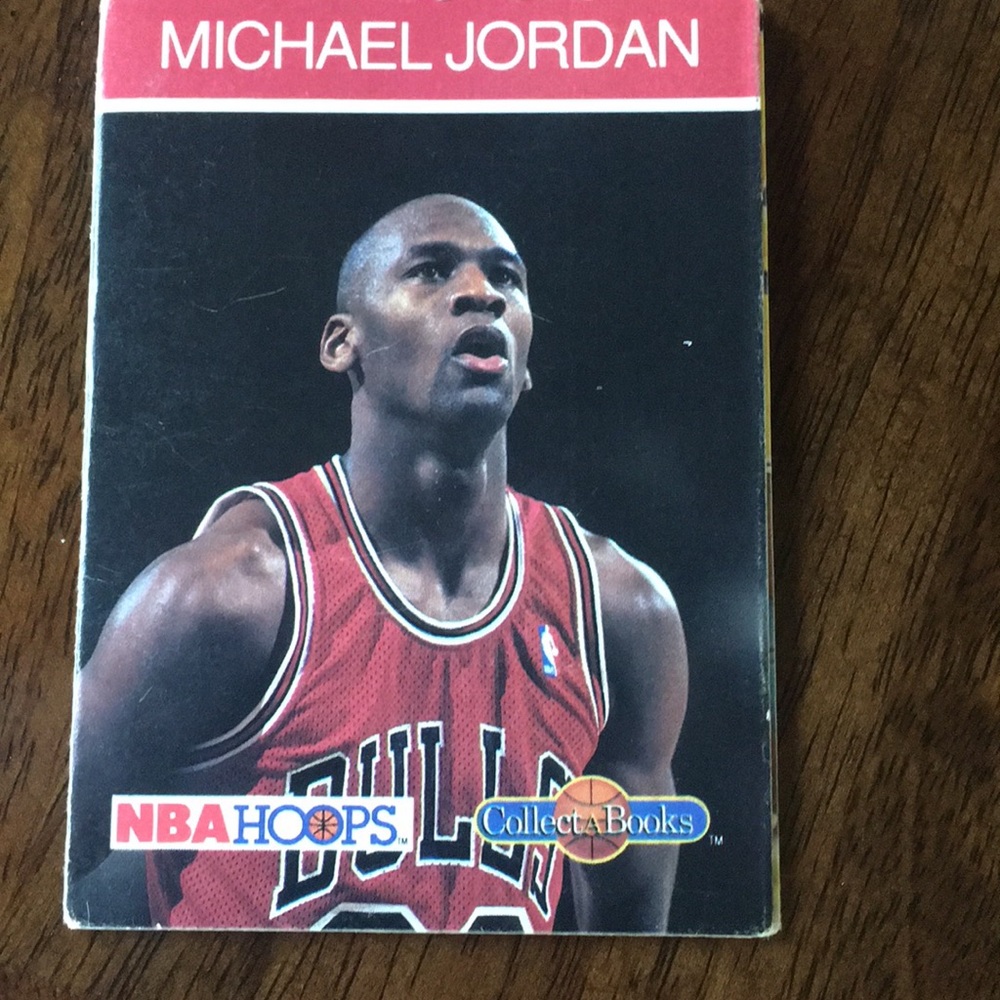 Michael Jordan NBA hoops collect a book
